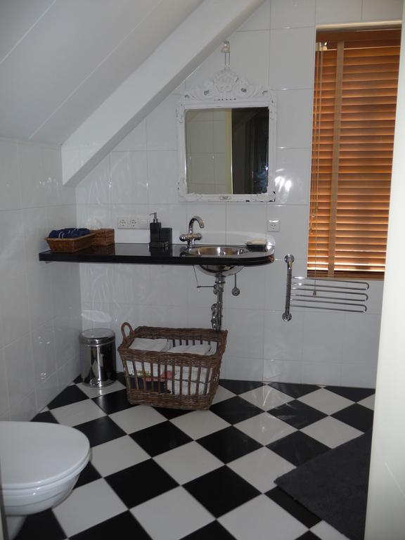 Bed&Breakfast Het Winterkoninkje Zuid-Scharwoude 客房 照片